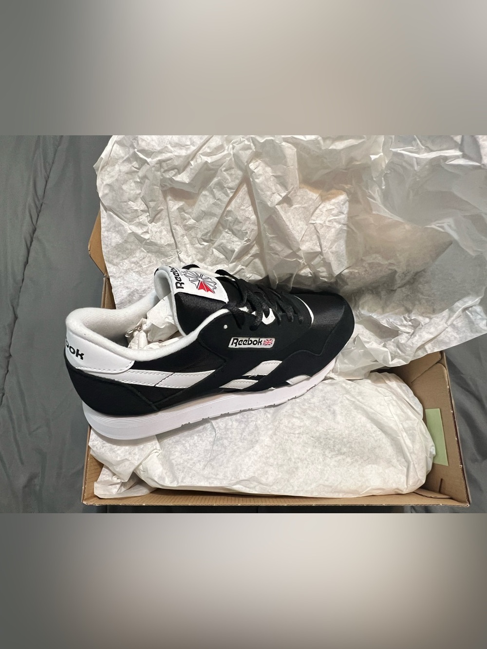 Reebok Classic Nylon Black White Sneakers Men’s 10.5 NWT